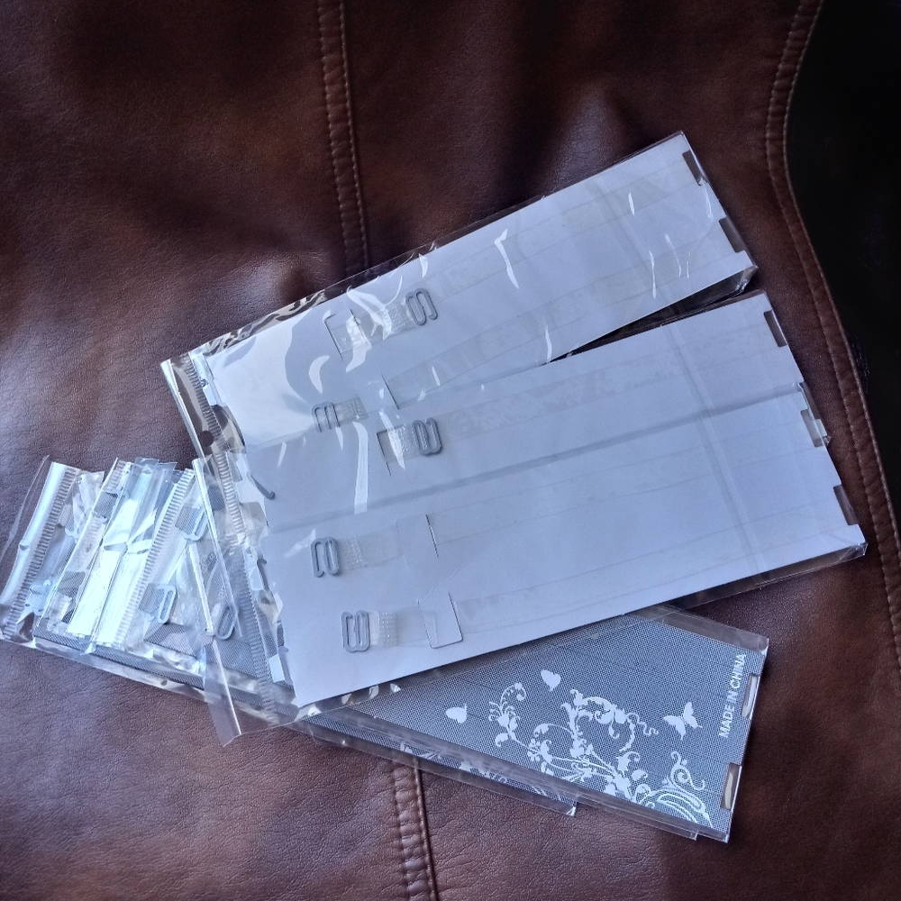 Clear Transparent Invisible Adjustable strap - Picture 2 of 3